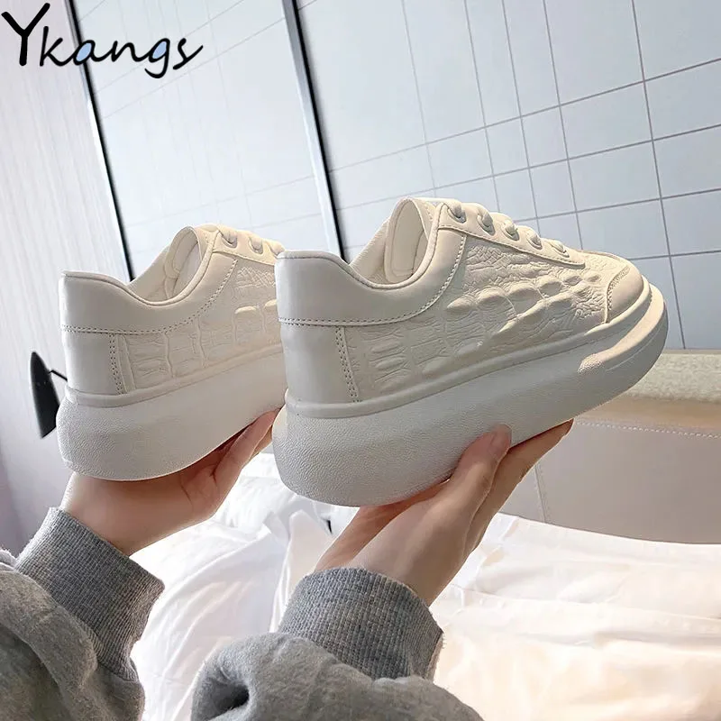 Korean Style Low Top Women's White Shoes Fashion Crocodile Pattern Platform Ladies Sneakers Campus Style Lace-up Vulcanize Shoes
Korean Style Low Top Women's White Shoes Fashion Crocodile Pattern Platform Ladies Sneakers Campus Style Lace-up Vulcanize Shoes