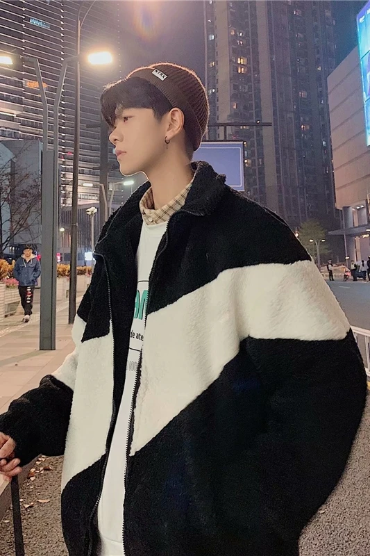 Hong Kong wind ins lamb wool cotton coat men winter plus velvet padded cotton coat couples loose trend coat
Hong Kong wind ins lamb wool cotton coat men winter plus velvet padded cotton coat couples loose trend coat
