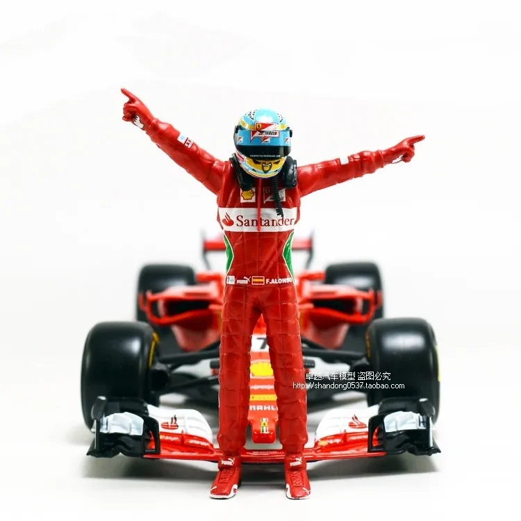 

1/18 Scale Resin Die-casting Figure Model Alonso F1 Racing Driver Ferrari Team Scene Layout Macro Photography Collectible Toys