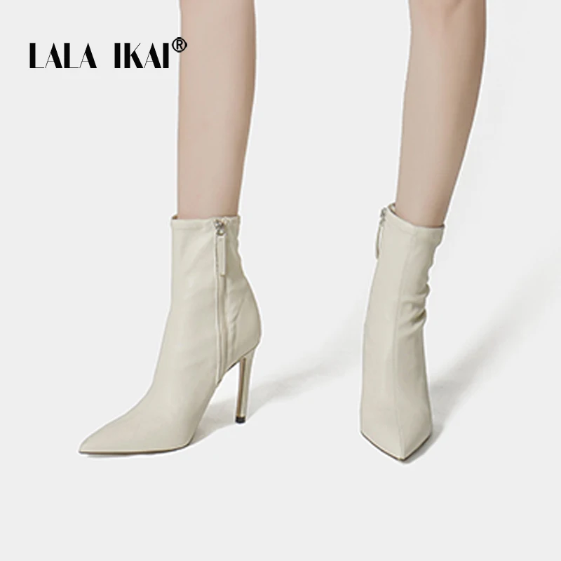 LALA IKAI Brand Fashion Microfiber Leather Women Motorcycle Boots Autumn Pointed Toe Zipper Ankle Boots Female Platform Shoes
LALA IKAI Brand Fashion Microfiber Leather Women Motorcycle Boots Autumn Pointed Toe Zipper Ankle Boots Female Platform Shoes