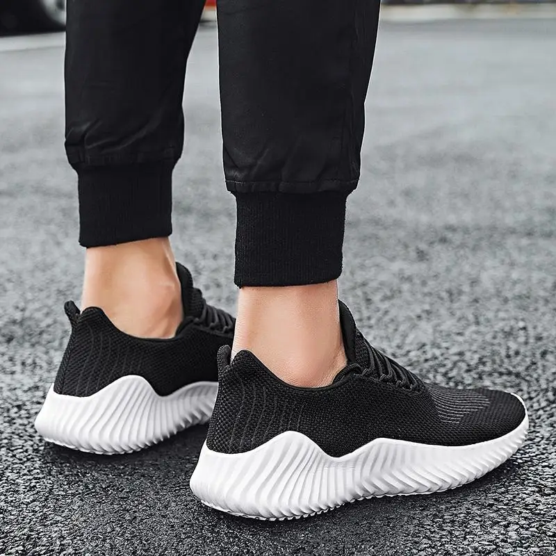 Fashion High Quality Running Shoes Men Flying Woven Men Casual Shoes Sneakers Summer 2021 New Breathable Sneakers Large Size
Fashion High Quality Running Shoes Men Flying Woven Men Casual Shoes Sneakers Summer 2021 New Breathable Sneakers Large Size