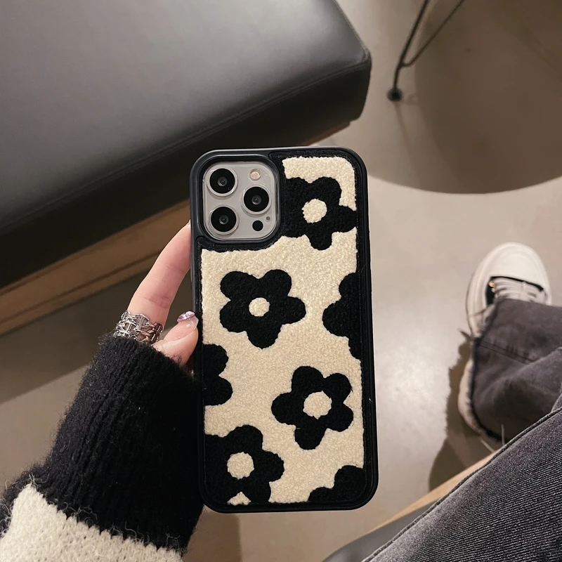 Korean Retro Fuzzy Plush Flowers Pattern Phone Case For iPhone 11 12 13 Pro Xs Max X XR 7 8 Plus SE Winter Soft Shockproof Cover
Korean Retro Fuzzy Plush Flowers Pattern Phone Case For iPhone 11 12 13 Pro Xs Max X XR 7 8 Plus SE Winter Soft Shockproof Cover