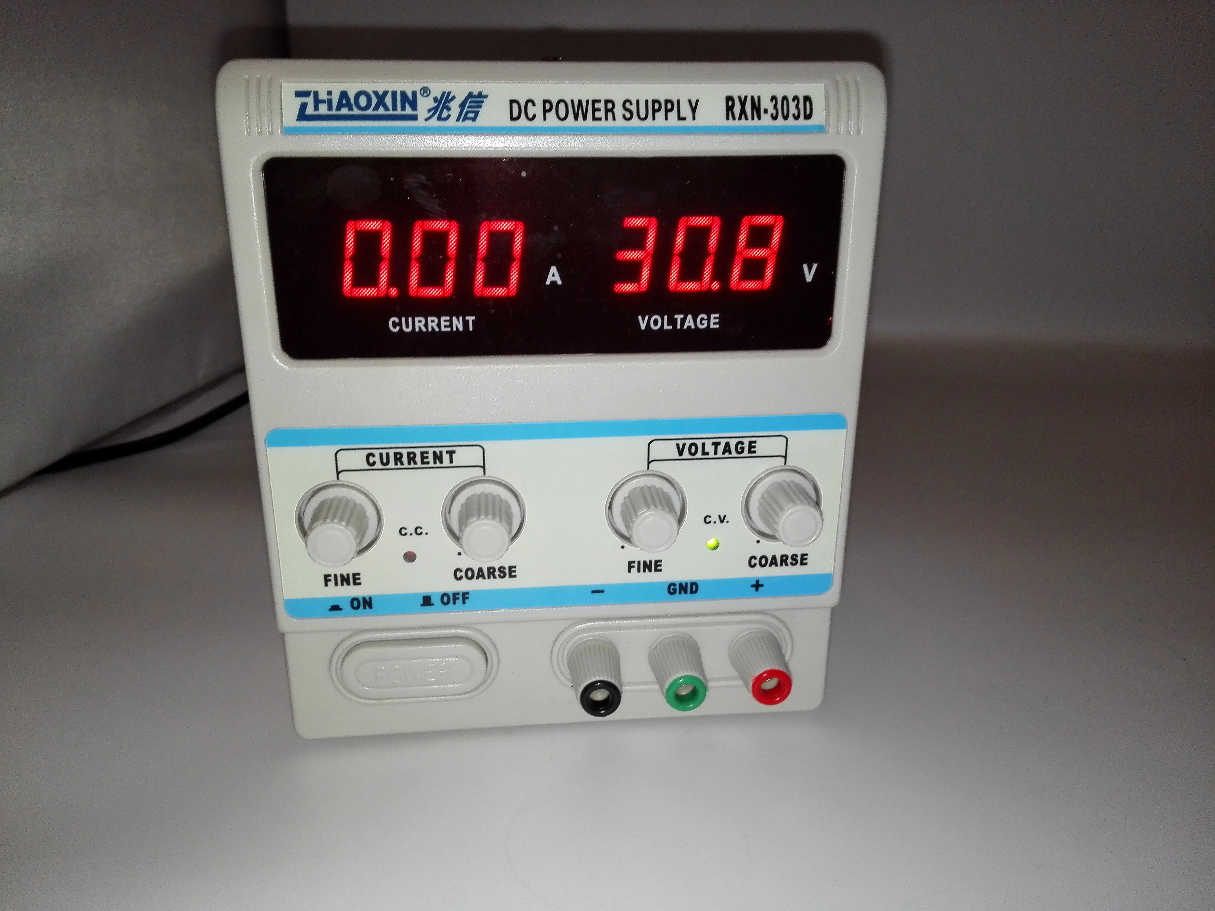 RXN-303D Zhaoxin линейный регулируемый источник питания постоянного тока 30V 3A
RXN-303D Zhaoxin линейный регулируемый источник питания постоянного тока 30V 3A