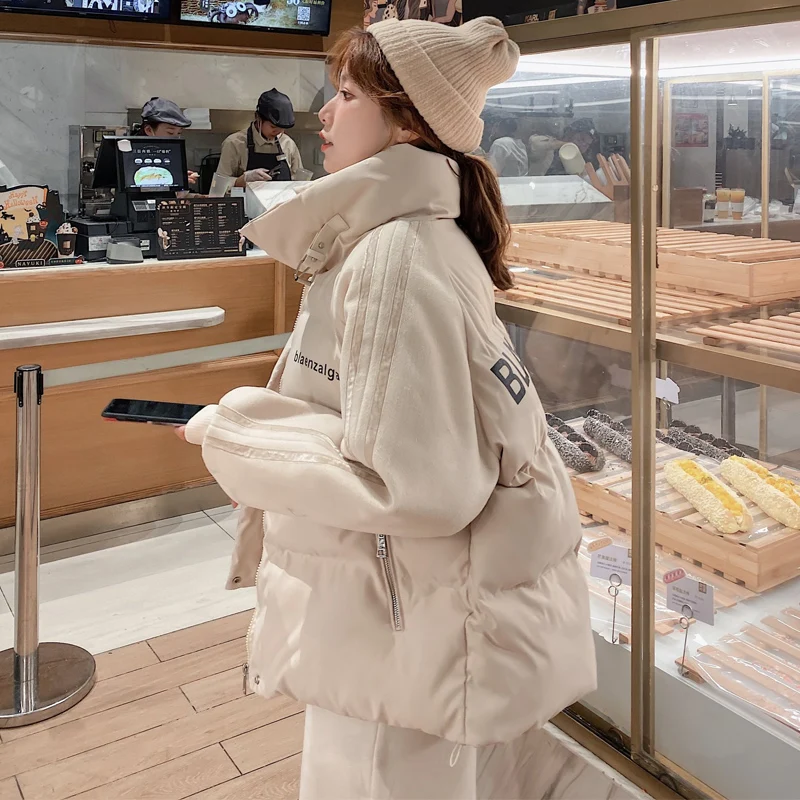 2021 jacket short winter parka women's warmth plus size women's thickening women's casual women's loose down cottonjacket jacket
2021 jacket short winter parka women's warmth plus size women's thickening women's casual women's loose down cottonjacket jacket