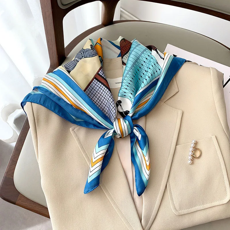 Top 2022 Silk Scarf Bandana Women Fashion Scarves for Ladies Foulard Summer Luxury Brand Shawls Wraps Office Small Hair Hijabs
Top 2022 Silk Scarf Bandana Women Fashion Scarves for Ladies Foulard Summer Luxury Brand Shawls Wraps Office Small Hair Hijabs