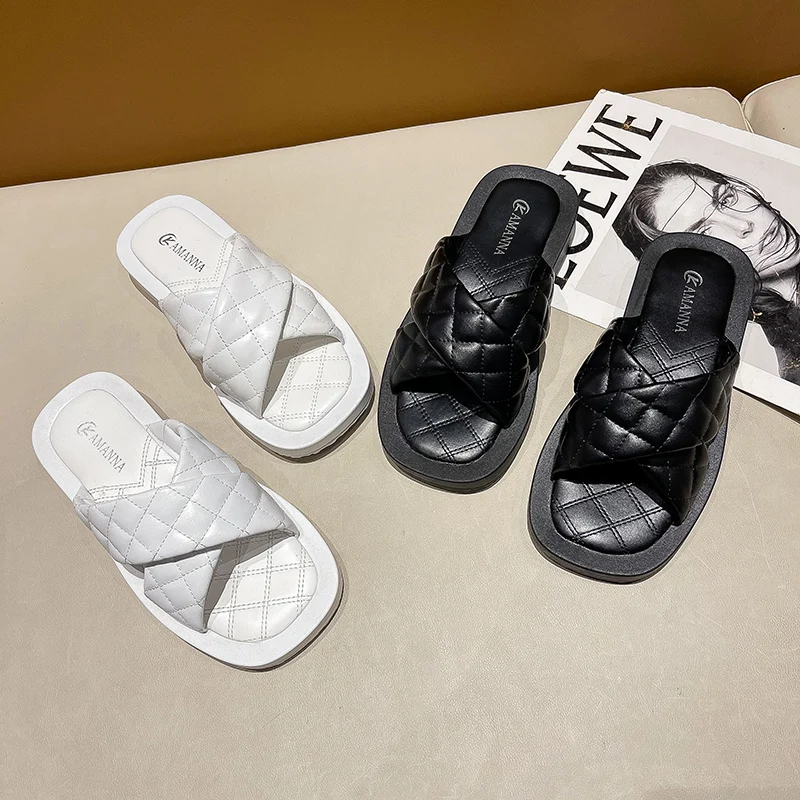 2021 Women Slippers Thick Bottom Cross Diamond Lattice Design Upper Sexy Summer Open-toe Sandals Black Casual Women Shoes
2021 Women Slippers Thick Bottom Cross Diamond Lattice Design Upper Sexy Summer Open-toe Sandals Black Casual Women Shoes