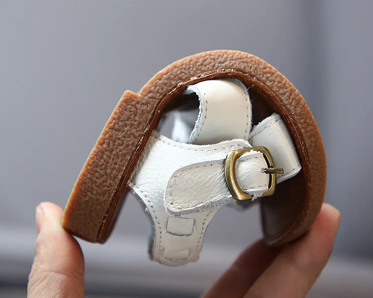 Summer Baby Girls Casual Genuine Leather Sandals Child Princess Soft Bottom Beach Shoes Children's Shoes Summer Girl Shoes
Summer Baby Girls Casual Genuine Leather Sandals Child Princess Soft Bottom Beach Shoes Children's Shoes Summer Girl Shoes