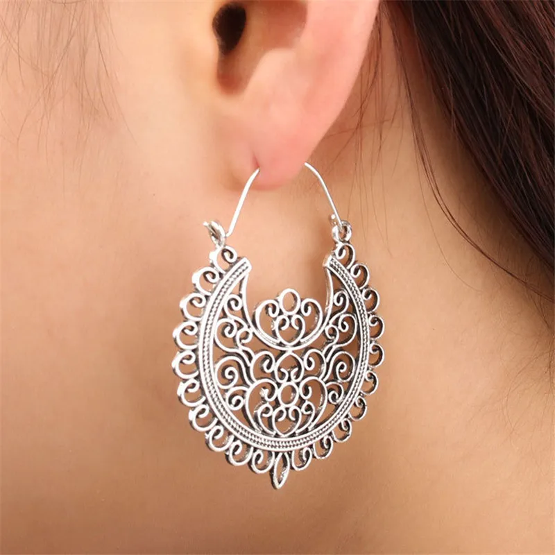 HOCOLE Vintage Earrings For Women Ethnic Hollow Flower Geometric Pendant Dangle Earring Tribe Gypsy Indian Jewelry Brincos 2019
HOCOLE Vintage Earrings For Women Ethnic Hollow Flower Geometric Pendant Dangle Earring Tribe Gypsy Indian Jewelry Brincos 2019