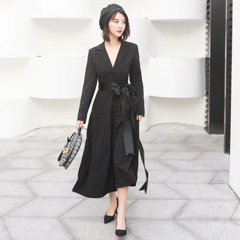 Женское винтажное платье с открытыми плечами, воланом и воланом
Женское винтажное платье с открытыми плечами, воланом и воланом