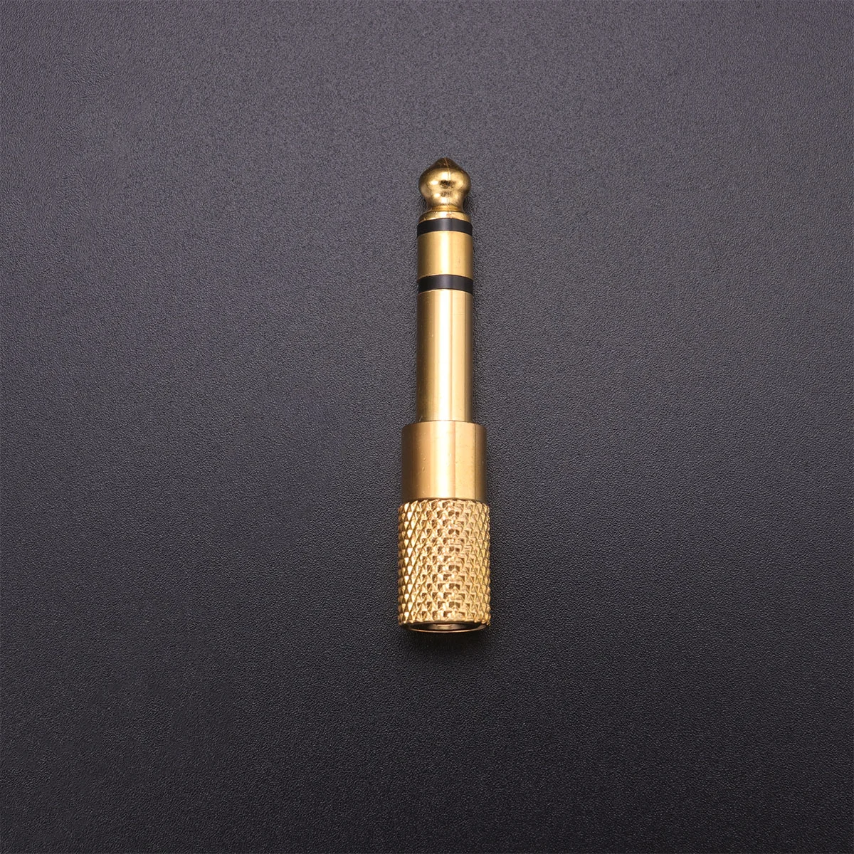 2PCS Metal Earphone 6.35mm Male to 3.5mm Female Adapters Overgild Headphone Audio Stereo Plugs Jack Convertors
2PCS Metal Earphone 6.35mm Male to 3.5mm Female Adapters Overgild Headphone Audio Stereo Plugs Jack Convertors