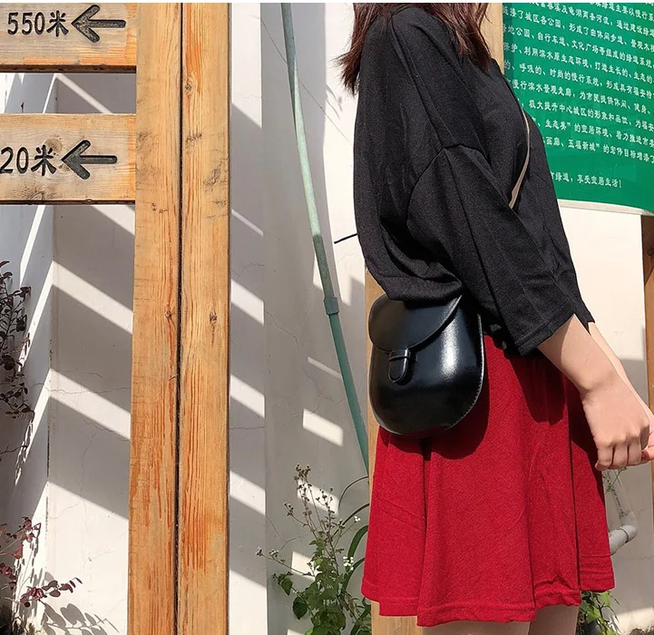 Fashion newest women small bag saddle female fashion handbag cross body girl casual shoulder messenger bag candy color W-588sd
Fashion newest women small bag saddle female fashion handbag cross body girl casual shoulder messenger bag candy color W-588sd