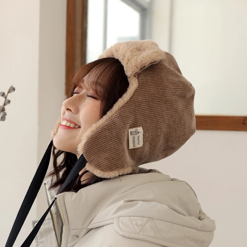 2020 kpop Japan retro lambsworol winter women's hat thunderwind tab flying cap ski white warm | Аксессуары для одежды