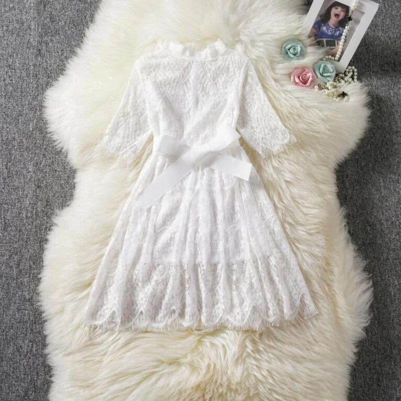 Elegant Sweet Baby Girl Princess Long Sleeve Dress Lace Floral Hollow High Waist Swing Tutu Vestidos
Elegant Sweet Baby Girl Princess Long Sleeve Dress Lace Floral Hollow High Waist Swing Tutu Vestidos