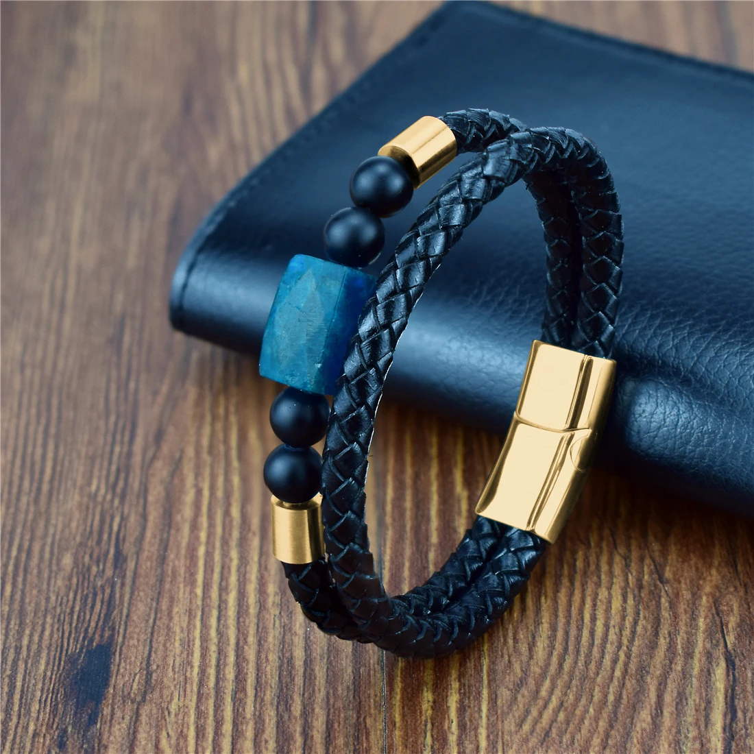 Original Natural Apatite Stone Men Bracelet Multi-layer Handmade Weaved Leather Rope Chain Stainless Steel Bangle Male Jewelry
Original Natural Apatite Stone Men Bracelet Multi-layer Handmade Weaved Leather Rope Chain Stainless Steel Bangle Male Jewelry