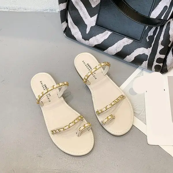 2021 Slippers Rivet Flip Flops Sexy Slides Beach New Open Toe Flat Women's Flip Flops Round Comfortable Woman's Slippers
2021 Slippers Rivet Flip Flops Sexy Slides Beach New Open Toe Flat Women's Flip Flops Round Comfortable Woman's Slippers