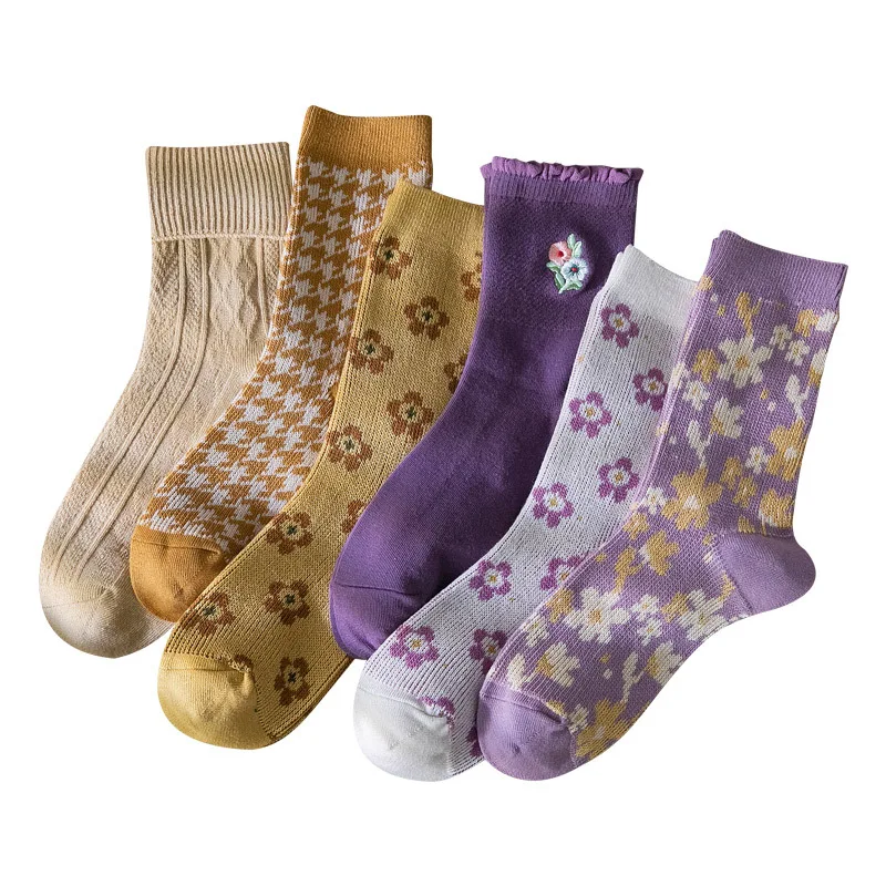 3 Pair Christmas 2020 Autumn Winter Warm New Woman Socks Harajuku Retro Colorful High Quality Fashion Cotton Funny Casual Socks
3 Pair Christmas 2020 Autumn Winter Warm New Woman Socks Harajuku Retro Colorful High Quality Fashion Cotton Funny Casual Socks