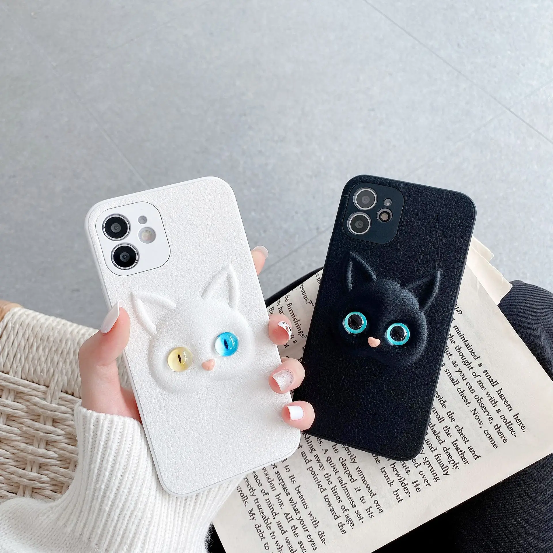3D cute white Cat phone case for iphone 6 6S 7 8 plus X xs max XR 11 max 12 pro max 12mini black cat with bule eye Leather cover
3D cute white Cat phone case for iphone 6 6S 7 8 plus X xs max XR 11 max 12 pro max 12mini black cat with bule eye Leather cover