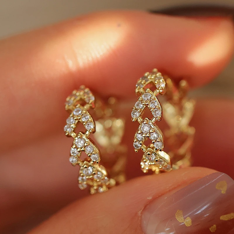 MENGJIQIAO 2021 Korean Cute Exquisite Zircon Leaf Circle Hoop Earrings For Women Girls Fashion Buckle Boucle D'oreille Jewelry
MENGJIQIAO 2021 Korean Cute Exquisite Zircon Leaf Circle Hoop Earrings For Women Girls Fashion Buckle Boucle D'oreille Jewelry