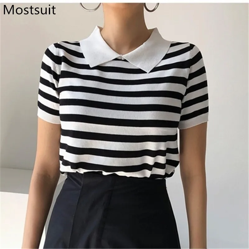 2022 Summer Thin Knitted Pullover Women Short Sleeve Turn-down Collar Knitwear Tops Casual Fashion Korean Ladies Jumpers Sweater
2022 Summer Thin Knitted Pullover Women Short Sleeve Turn-down Collar Knitwear Tops Casual Fashion Korean Ladies Jumpers Sweater