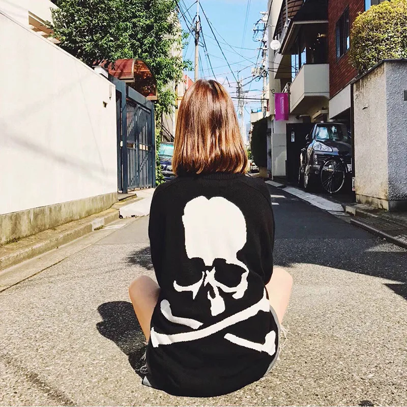 Autumn Winter Skeleton Sweater Women back personality skull mid-length sweater black Top Winter Blouses Clothing For Women's
Autumn Winter Skeleton Sweater Women back personality skull mid-length sweater black Top Winter Blouses Clothing For Women's