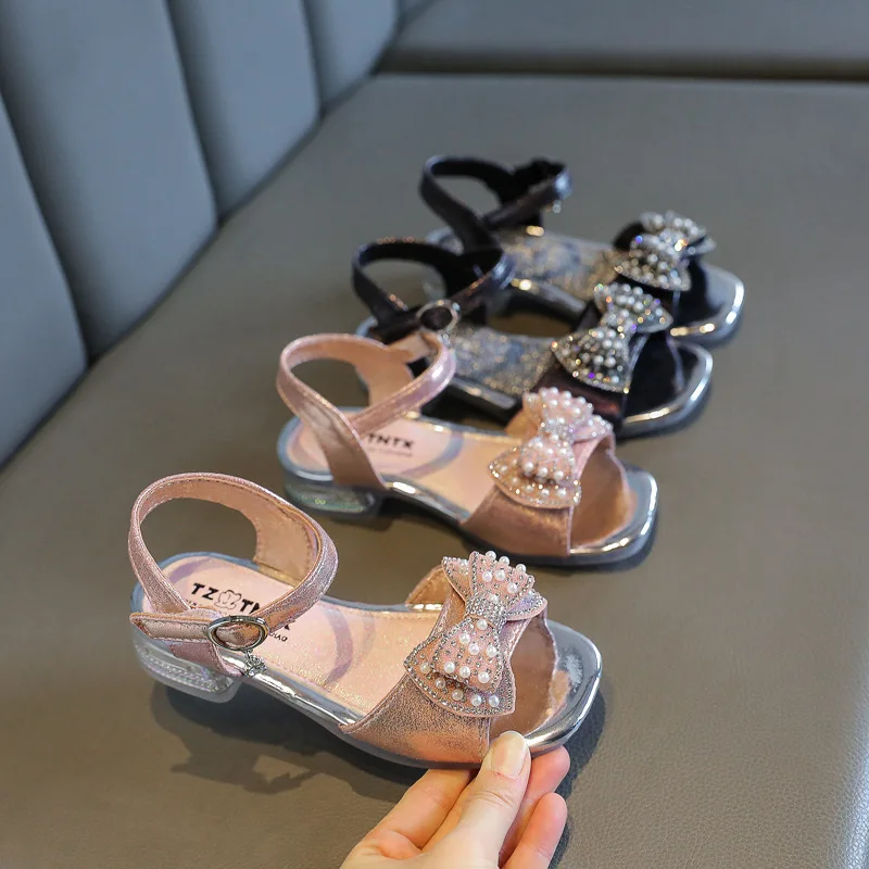 Children'S Fashion Crystal Bow Beach Sandals 2021 Kids Summer Shoe For Princess Girl Low-Heeled 2 3 4 5 6 7 8 9 10 11 12 Years 
Children'S Fashion Crystal Bow Beach Sandals 2021 Kids Summer Shoe For Princess Girl Low-Heeled 2 3 4 5 6 7 8 9 10 11 12 Years