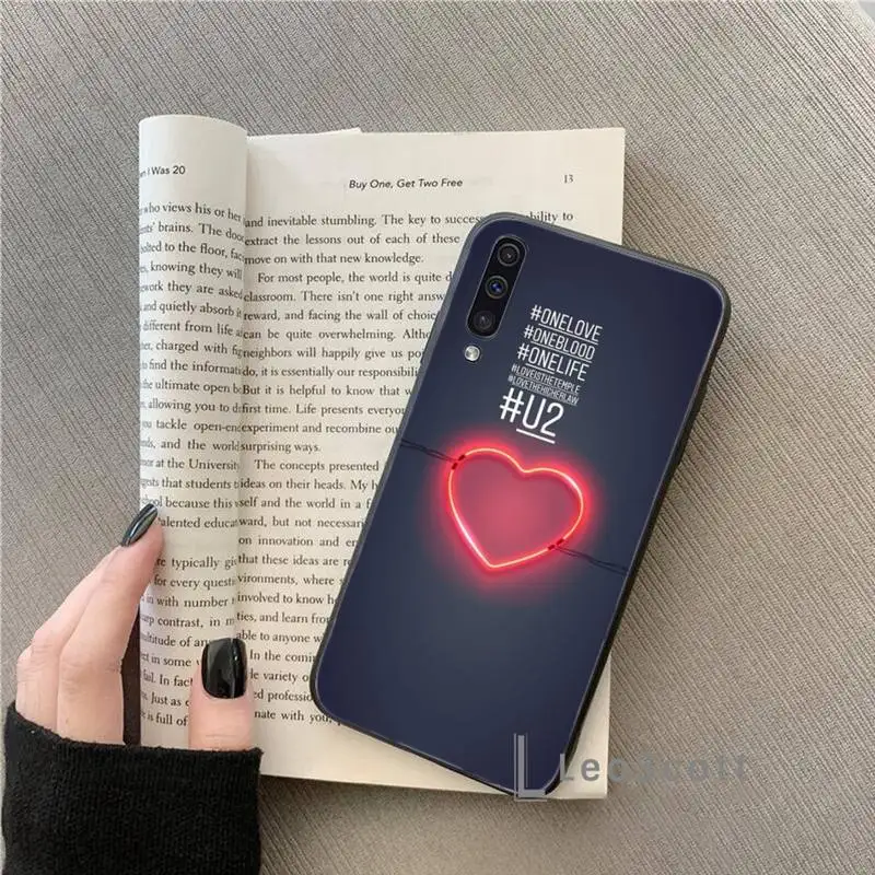 U2 Bono The Edge Phone Case For Samsung A20 A30 30s A40 A7 2018 J2 J7 prime J4 Plus S5 Note 9 10 Plus 
U2 Bono The Edge Phone Case For Samsung A20 A30 30s A40 A7 2018 J2 J7 prime J4 Plus S5 Note 9 10 Plus
