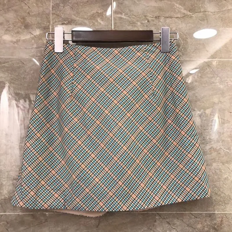 Coats & Jackets
Coats & Jackets