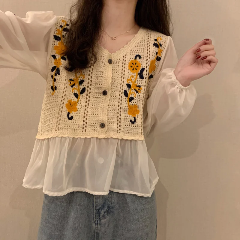 Chic Elegant Summer New Korean Style Style Crochet Embroidery Hollow Cardigan Chiffon Bishop Sleeves Top
Chic Elegant Summer New Korean Style Style Crochet Embroidery Hollow Cardigan Chiffon Bishop Sleeves Top