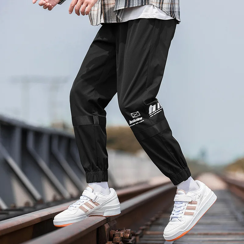 2021 summer new nine-point pants men's fashion trend solid color small feet overalls sports casual pants
2021 summer new nine-point pants men's fashion trend solid color small feet overalls sports casual pants