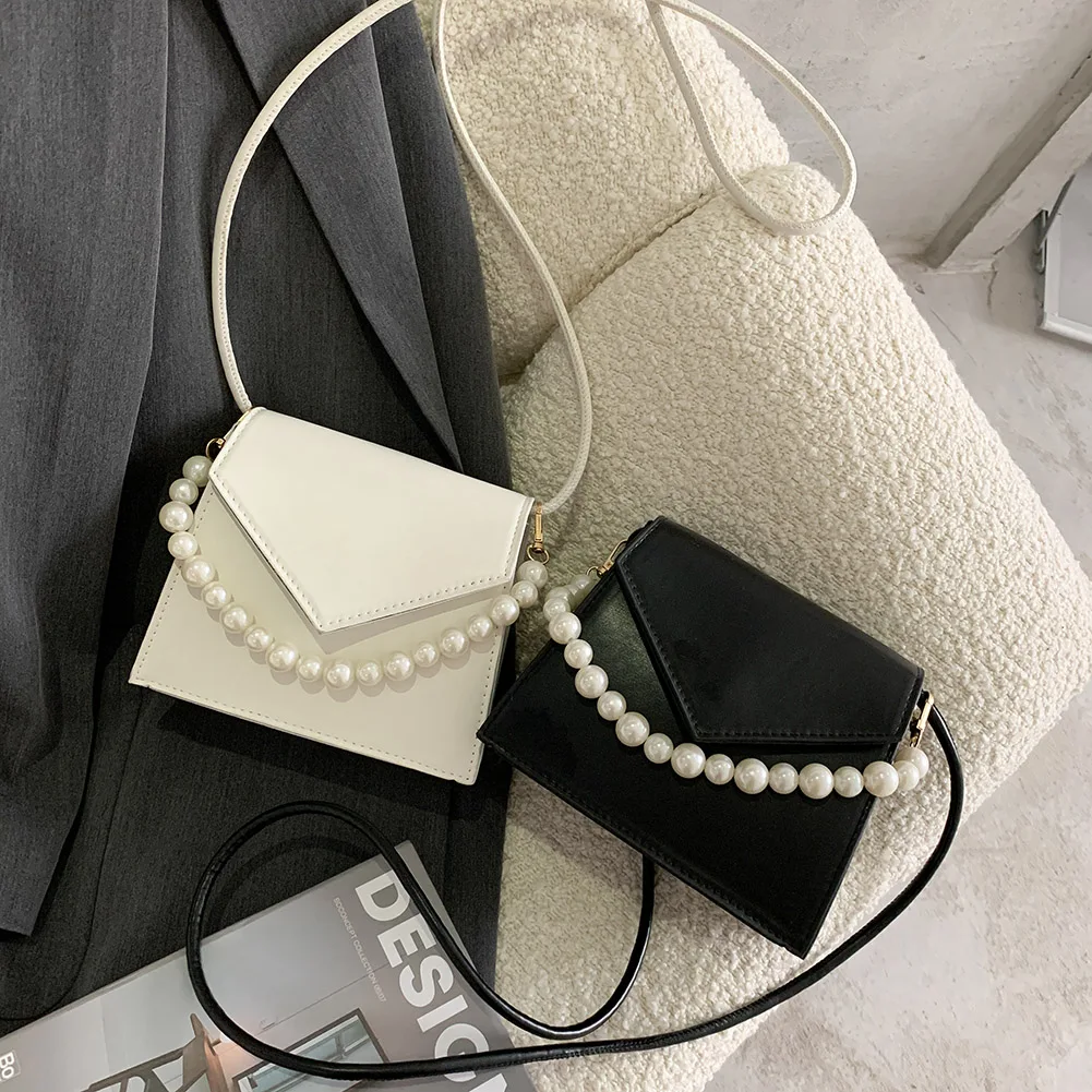 Pearl Shoulder Messenger Bag Solid Daily Crossbody Handbags PU Leather Women for Women PU Leather Female 2021 Bag
Pearl Shoulder Messenger Bag Solid Daily Crossbody Handbags PU Leather Women for Women PU Leather Female 2021 Bag