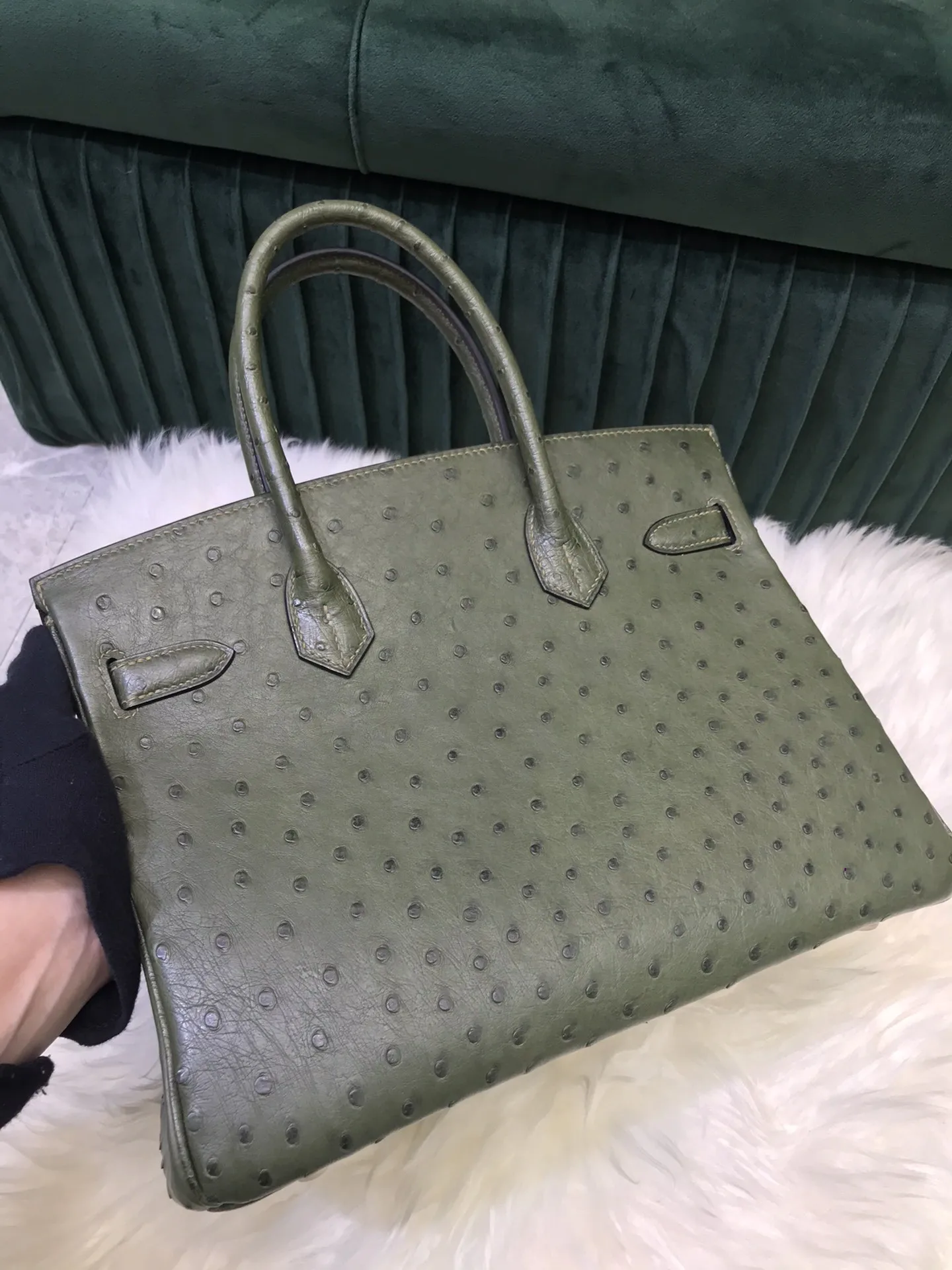 Fully Handmade Ostrich Brand Handbag, 25CM Luxury bag,Designers Purse,Wax Line Stitching, Fast delivery
Fully Handmade Ostrich Brand Handbag, 25CM Luxury bag,Designers Purse,Wax Line Stitching, Fast delivery