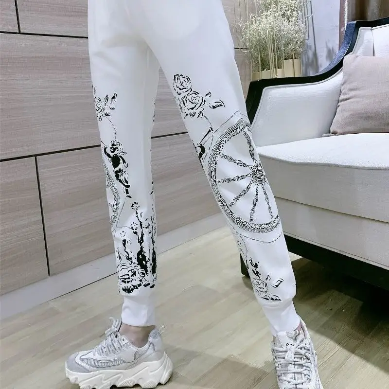 Women's sports and leisure suit 2021 summer new fashion printing all-match travel vacation two-piece suit new fashion
Women's sports and leisure suit 2021 summer new fashion printing all-match travel vacation two-piece suit new fashion