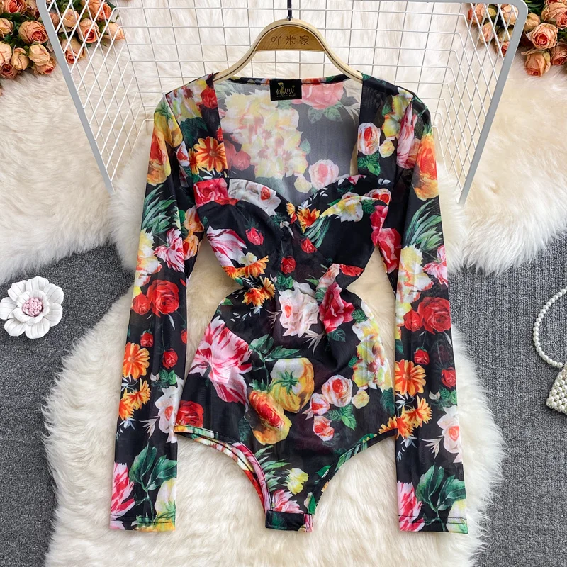 Fashion Women Flower Printed Sexy Long Sleeve Elastic Rompers Girl Slim V-neck Bodysuit Ladies Bottomed Bodysuit 2021 New
Fashion Women Flower Printed Sexy Long Sleeve Elastic Rompers Girl Slim V-neck Bodysuit Ladies Bottomed Bodysuit 2021 New