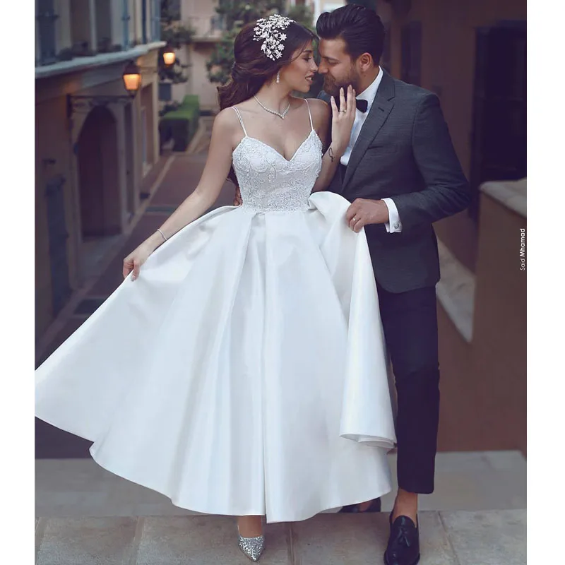 Boho Wedding Dresses Corset Back High Split Beach Wedding Spaghetti Straps Bohemian Bridal Gowns Robe De Mariee 2020 Summe
Boho Wedding Dresses Corset Back High Split Beach Wedding Spaghetti Straps Bohemian Bridal Gowns Robe De Mariee 2020 Summe
