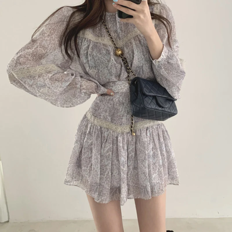 Autumn Sexy Two Piece Set Outfits Korean Style Long Sleeve O-neck Tops and High Waist Mini Skirt Floral Printed 2 Piece Sets 
Autumn Sexy Two Piece Set Outfits Korean Style Long Sleeve O-neck Tops and High Waist Mini Skirt Floral Printed 2 Piece Sets