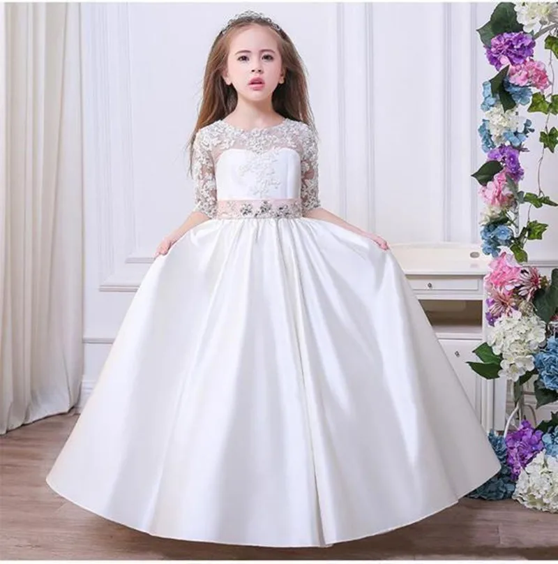 White Puffy Flower Girl Dress For Wedding Party Long Sleeves Little Girls First Communion Dress Christmas Pageant Gown
White Puffy Flower Girl Dress For Wedding Party Long Sleeves Little Girls First Communion Dress Christmas Pageant Gown