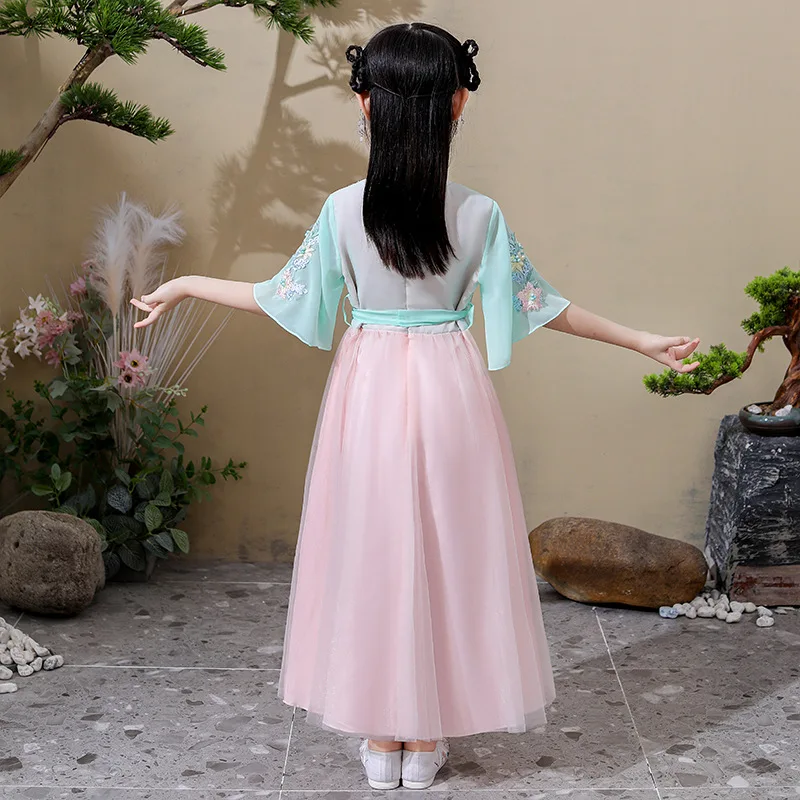 Ancient Child Hanfu Chinese Costume Kids Dress Clothing Folk Dance Performance Chinese Traditional Dress for Girls 
Ancient Child Hanfu Chinese Costume Kids Dress Clothing Folk Dance Performance Chinese Traditional Dress for Girls