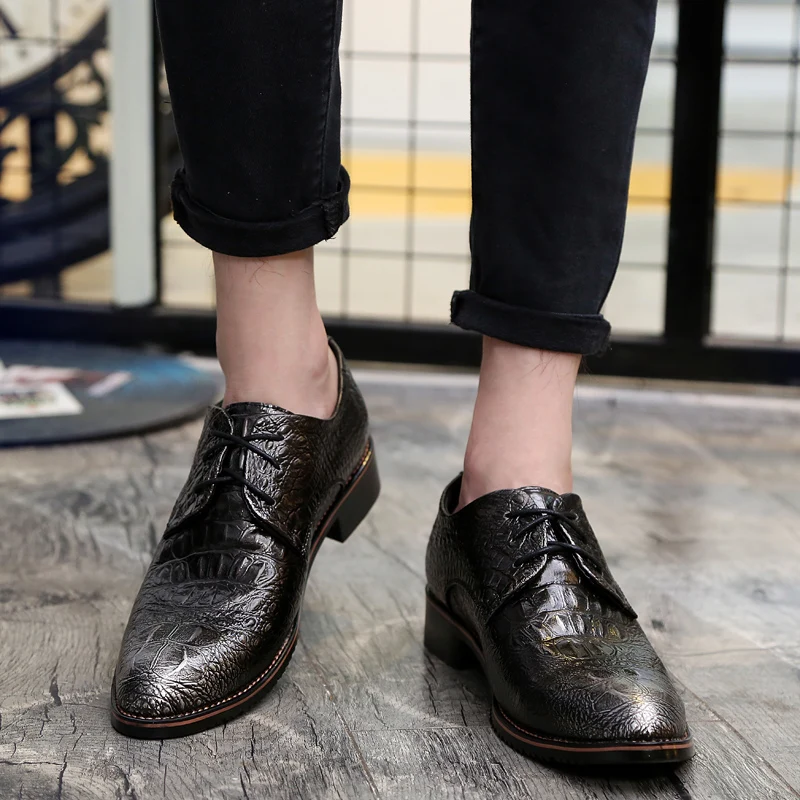 Mens Casual Shoes Lazy Pointed Leather Shoes lace up outdoor Oxford breathable Comfortable fashion Sneakers Zapatos De Hombre
Mens Casual Shoes Lazy Pointed Leather Shoes lace up outdoor Oxford breathable Comfortable fashion Sneakers Zapatos De Hombre
