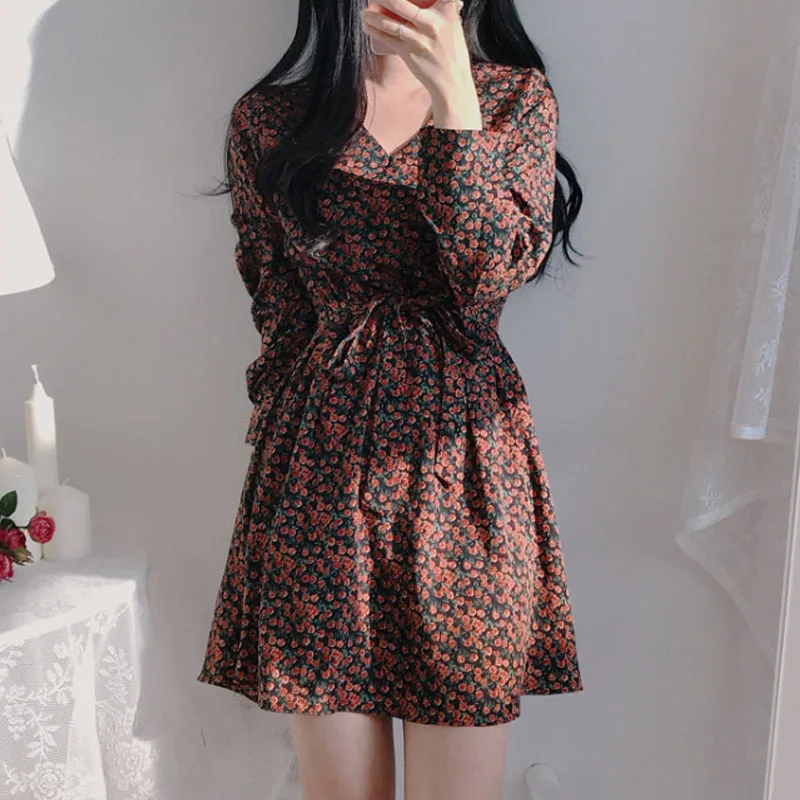 Korean Dress Print Long Sleeve Women Dresses Robe Plus Size New Summer Dress Girls Boho Party Chiffon Female Vestido 2021
Korean Dress Print Long Sleeve Women Dresses Robe Plus Size New Summer Dress Girls Boho Party Chiffon Female Vestido 2021