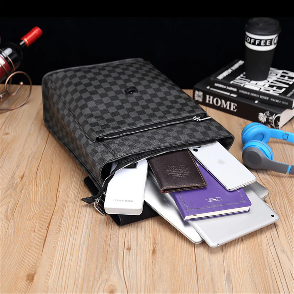 Large Laptop Backpack Men Vintage Plaid Leather Bagpack Business Travel Bag Designer School Backpack Purse Mochila Para Hombre 
Large Laptop Backpack Men Vintage Plaid Leather Bagpack Business Travel Bag Designer School Backpack Purse Mochila Para Hombre