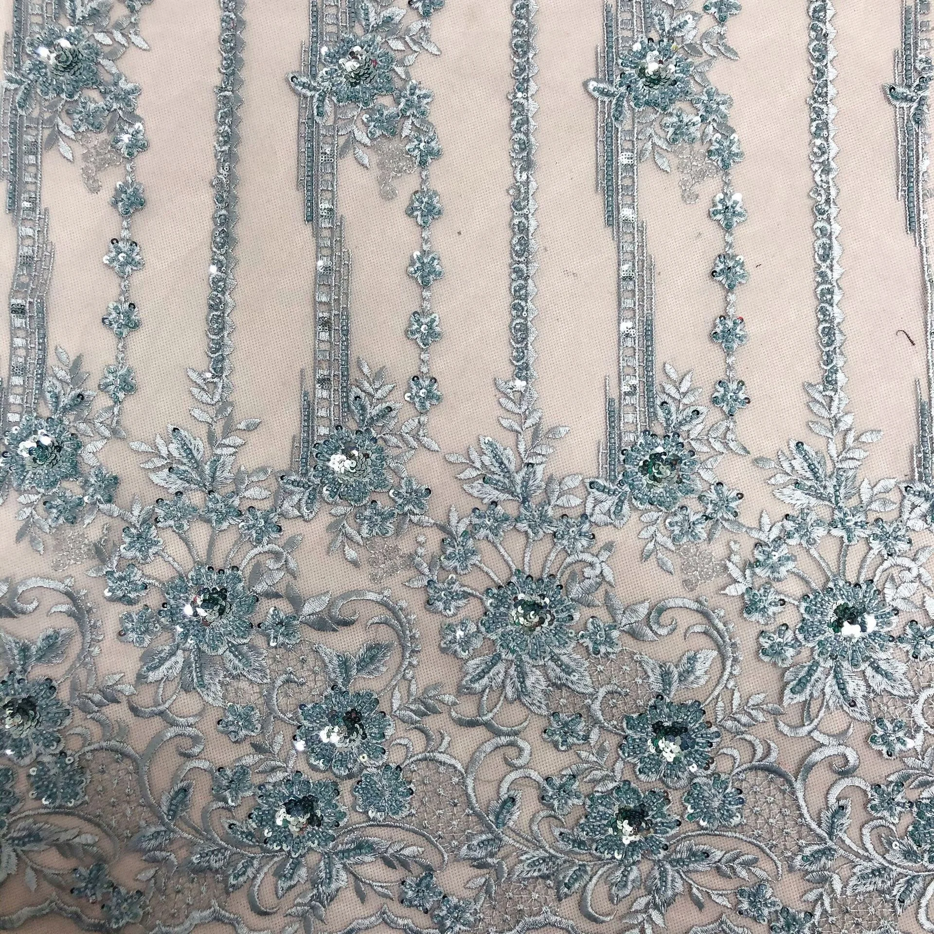 New Heavy workmanship double-sided flower mesh Sequin beads embroidery Couture Fabric French Nigerian Lace Fabrics For Sewing
New Heavy workmanship double-sided flower mesh Sequin beads embroidery Couture Fabric French Nigerian Lace Fabrics For Sewing