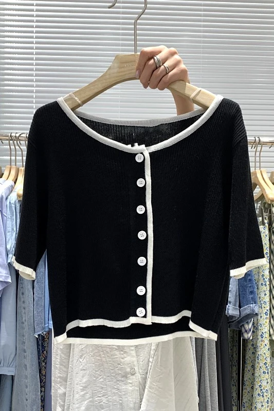 Women's Knitwear Spring 2021 Summer T-shirt New Thin Cardigan Contrast Color Short Sleeve Breasted Top Knitted Bottoming Shirt
Women's Knitwear Spring 2021 Summer T-shirt New Thin Cardigan Contrast Color Short Sleeve Breasted Top Knitted Bottoming Shirt