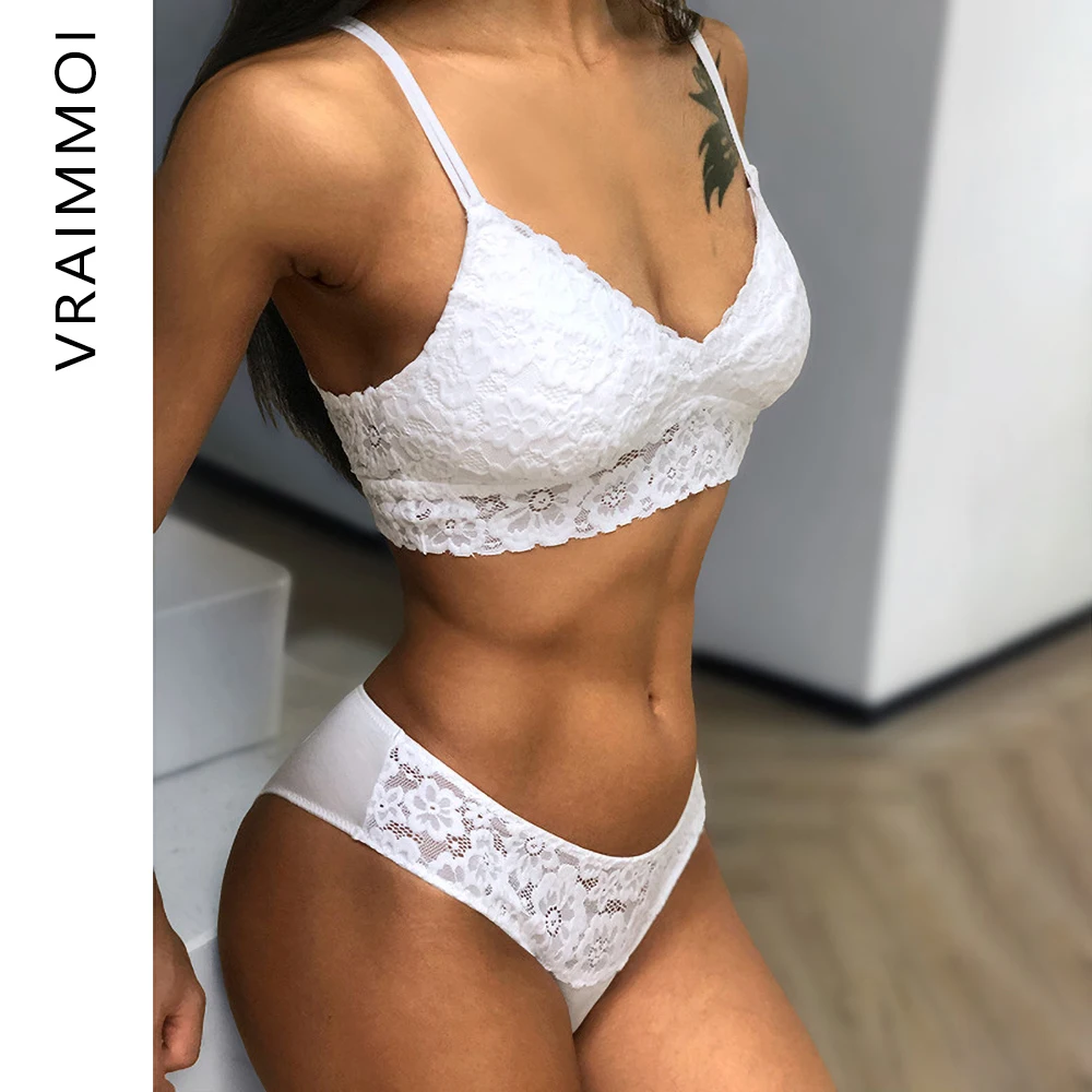 New French underwear Set Lace Sexy Push-up Bra And Panty Sets Comfortable Brassiere Wire Free Embroidery Flowers Lingerie
New French underwear Set Lace Sexy Push-up Bra And Panty Sets Comfortable Brassiere Wire Free Embroidery Flowers Lingerie