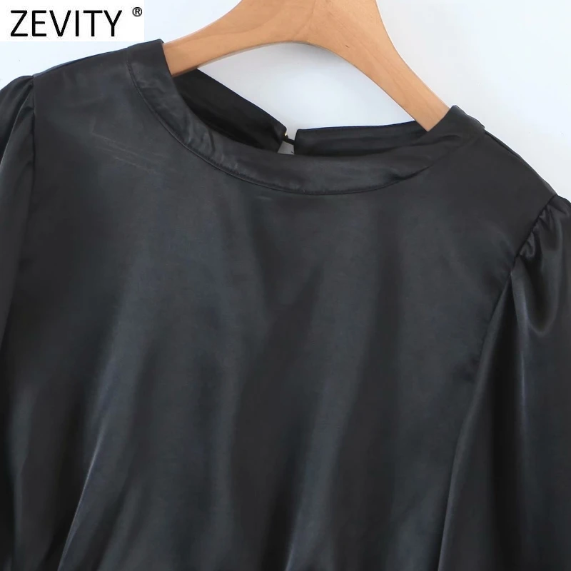Женская короткая блузка с круглым вырезом Zevity LS7669 черная однотонная