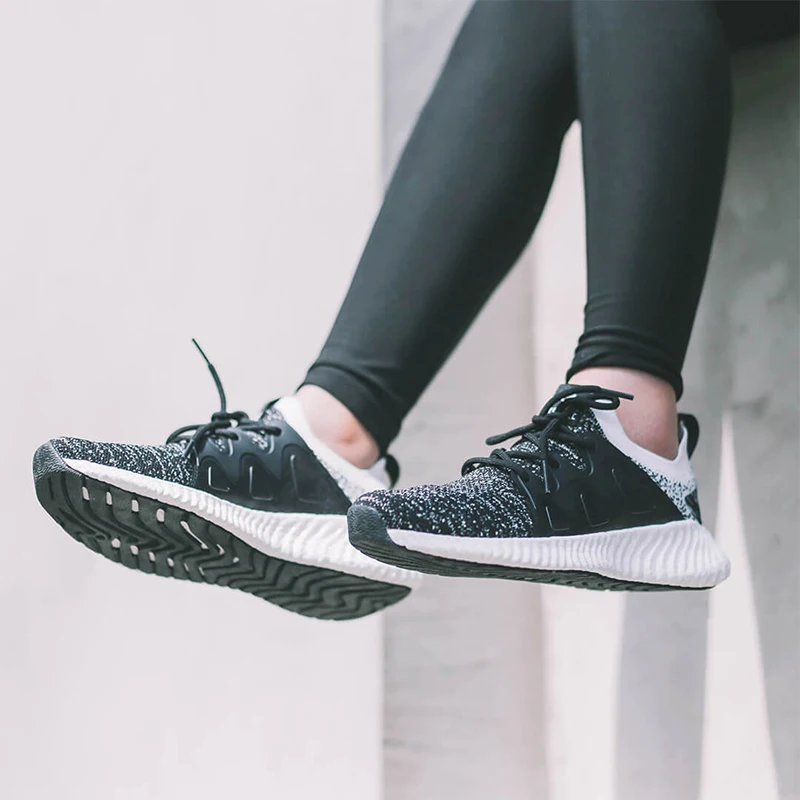 Youpin Mijia FREETIE Outdoor Sports Shoes Men's Lightweight Breathable Cloud Bomb Sports Casual Men and Women Shoes for Xiaomi
Youpin Mijia FREETIE Outdoor Sports Shoes Men's Lightweight Breathable Cloud Bomb Sports Casual Men and Women Shoes for Xiaomi