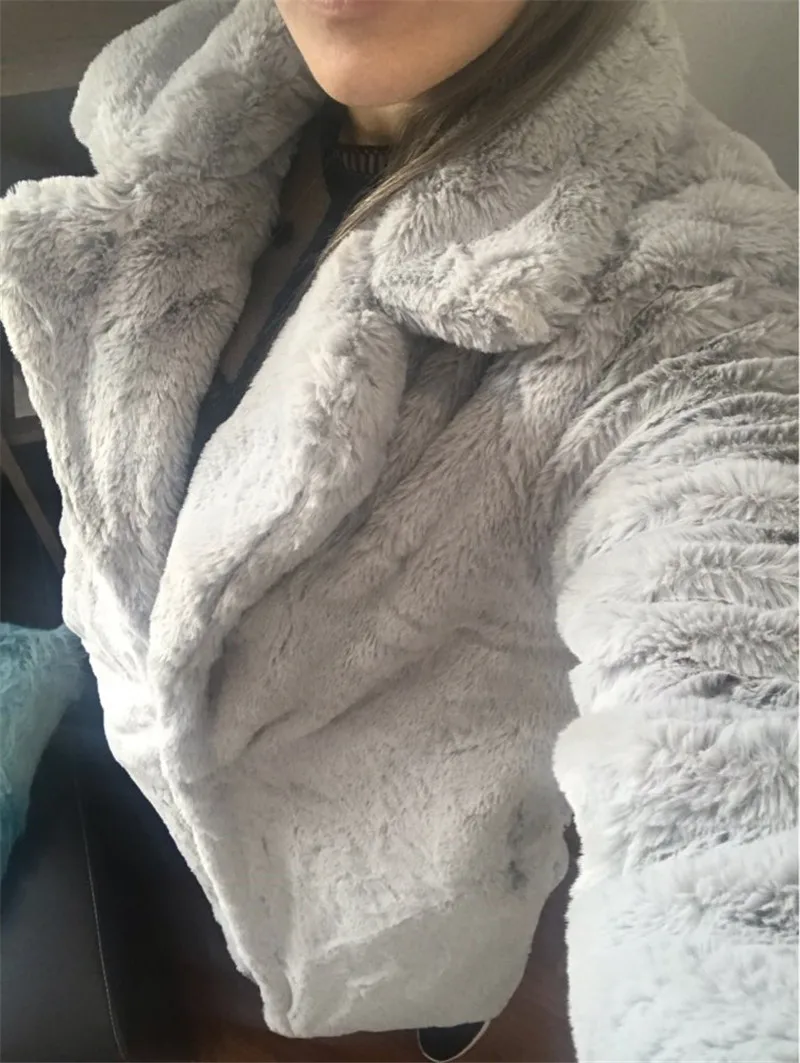 Winter female imitation rabbit fur long fur coat loose lapel Overcoat thick warm Plus size women Luxury plush Jackets Parka
Winter female imitation rabbit fur long fur coat loose lapel Overcoat thick warm Plus size women Luxury plush Jackets Parka