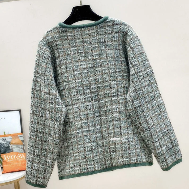 Spring 2021 New Women Retro Jacket Runway Fashion Vintage Plaid Single-breasted Chic Coat Sweater Elegant Knitted Jacket Outfits 
Spring 2021 New Women Retro Jacket Runway Fashion Vintage Plaid Single-breasted Chic Coat Sweater Elegant Knitted Jacket Outfits