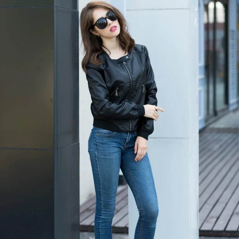 2020 Faux Leather Jacket Women O-neck Zipper Casual Jackets Female Short Biker Coat PlusOutwear
2020 Faux Leather Jacket Women O-neck Zipper Casual Jackets Female Short Biker Coat PlusOutwear