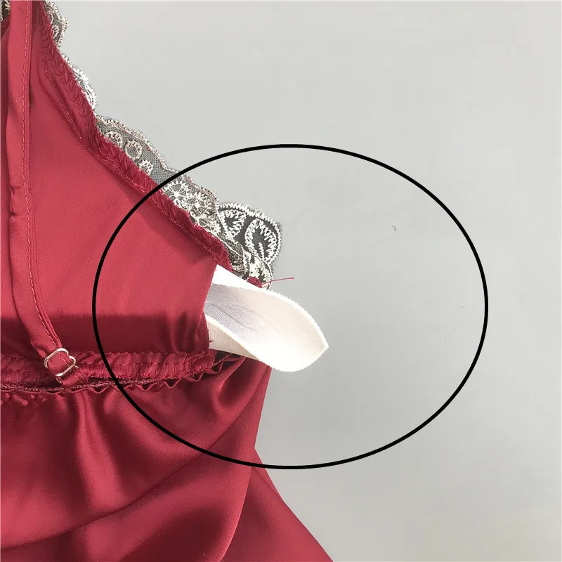 Women Pajama Set Sexy Lace Satin Sleepwear Women Summer Pyjama Femme V Neck Pajamas With Chest Pad Cami Top And Shorts
Women Pajama Set Sexy Lace Satin Sleepwear Women Summer Pyjama Femme V Neck Pajamas With Chest Pad Cami Top And Shorts