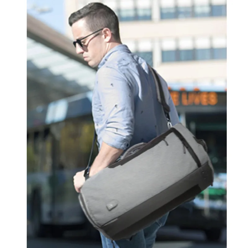 2020 new portable large capacity sports fitness Gym bag, USB charging travel Handbag backpack Multifunction Leisure Sports Bag
2020 new portable large capacity sports fitness Gym bag, USB charging travel Handbag backpack Multifunction Leisure Sports Bag